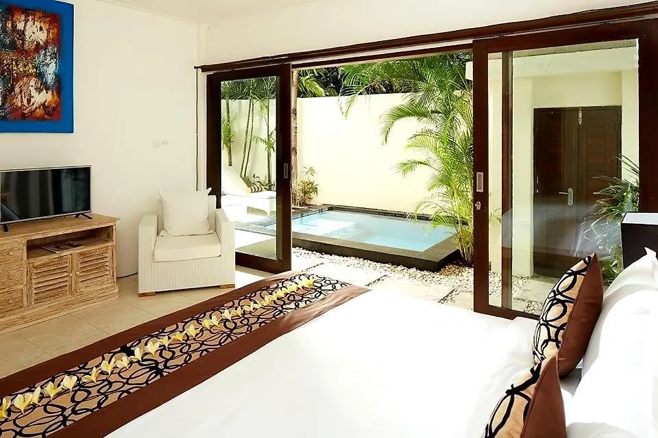 2Br Villa Central Seminyak,50 M Walk To The Beach